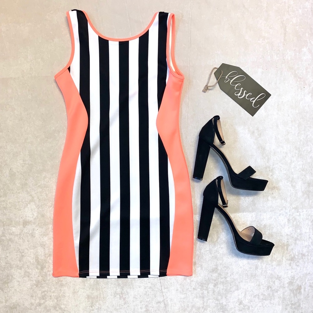 Chocolate U.S.A | Mini | Peach dress